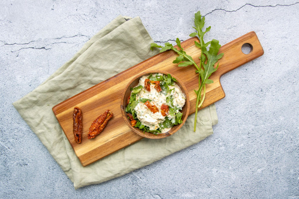 Rucola-Creme mit Schafskäse und getrockneten Tomaten