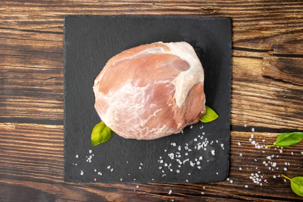 Schinkenrollbraten vom Aktivstall-Schwein