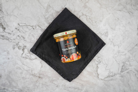 Bio Tikka Masala, indisch gewürtztes Gemüse in cremiger Tomatensauce