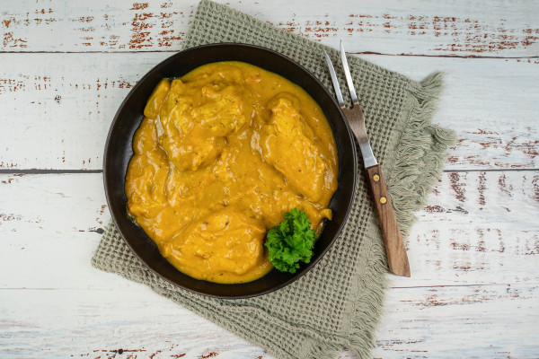 Hähnchenbrust in Currysauce