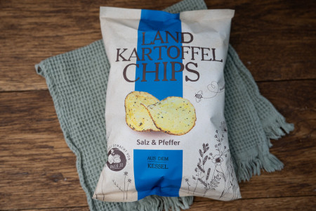 Kartoffelchips Salz und Pfeffer