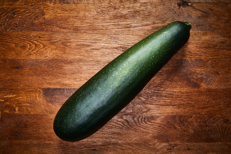 Bio Zucchini zum Füllen